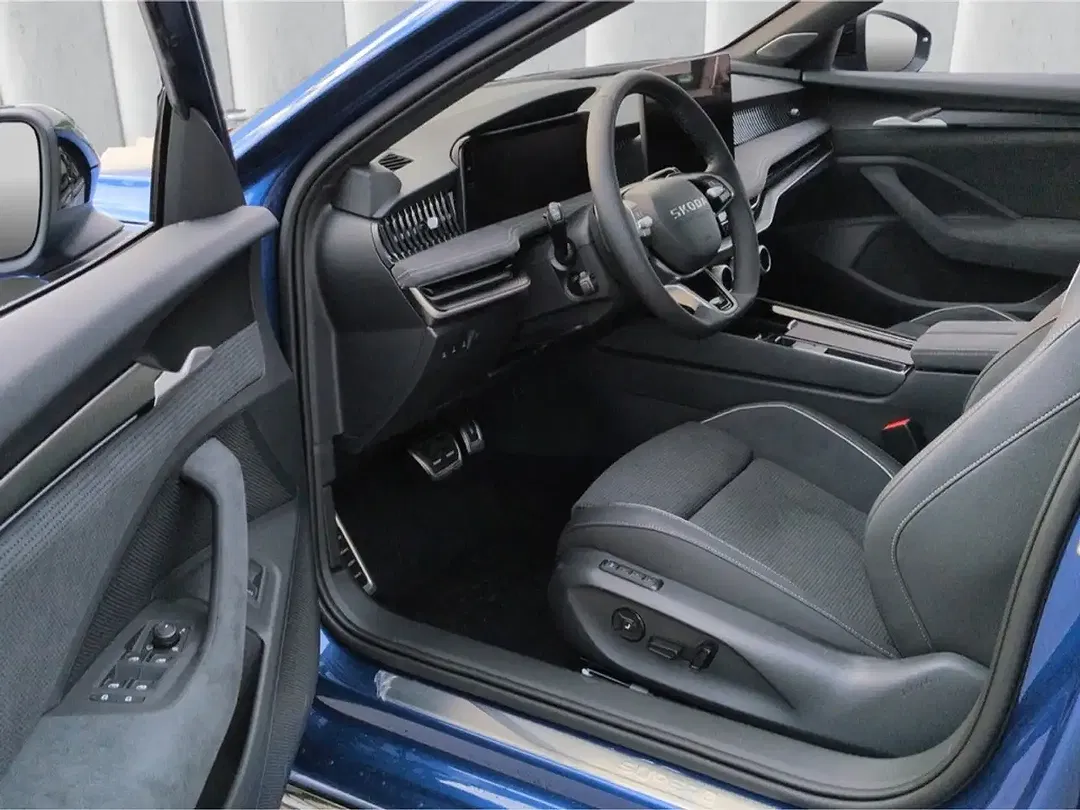 Skoda Superb - Thumbnail 4