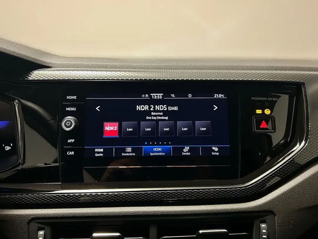 Volkswagen Polo - Thumbnail 10