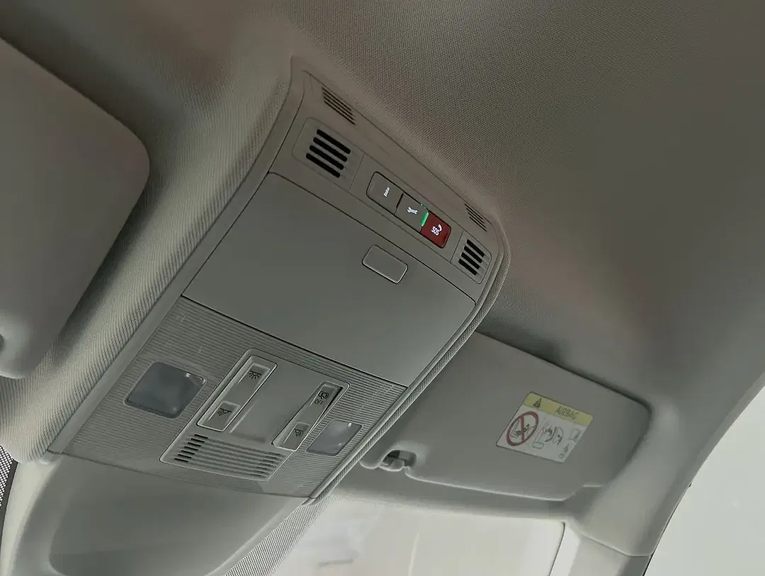 Volkswagen Polo - Thumbnail 14
