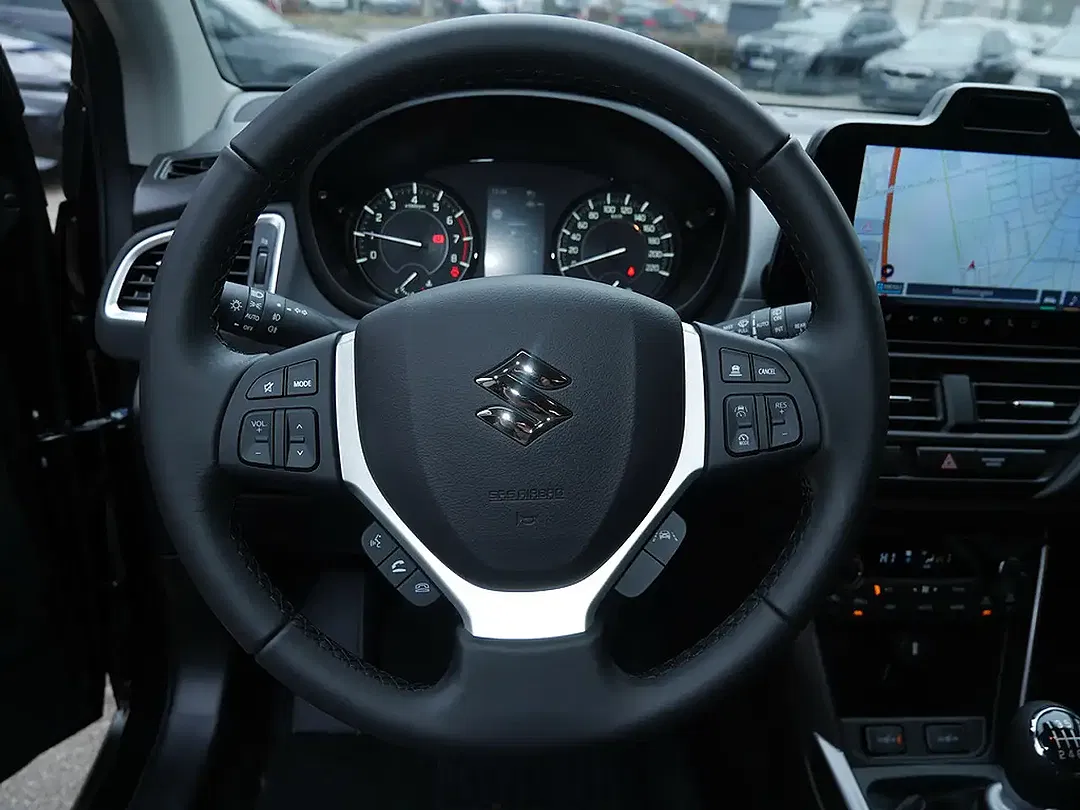 Suzuki S-Cross - Thumbnail 11