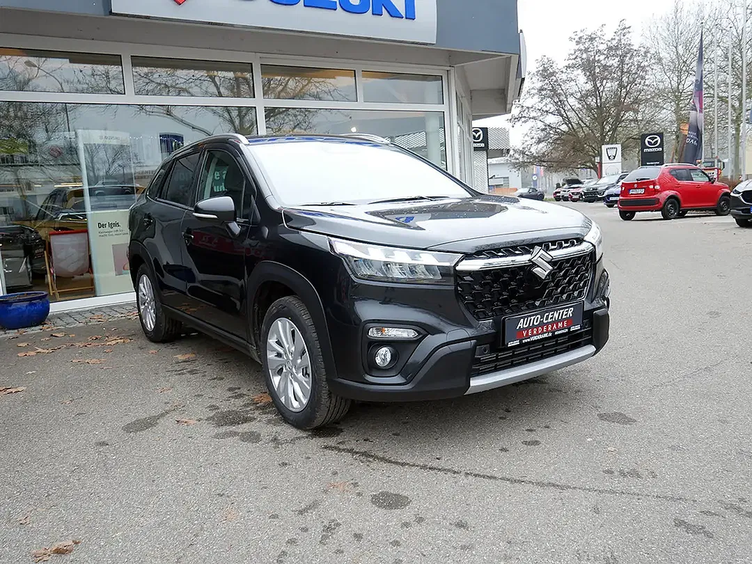 Suzuki S-Cross - Thumbnail 4