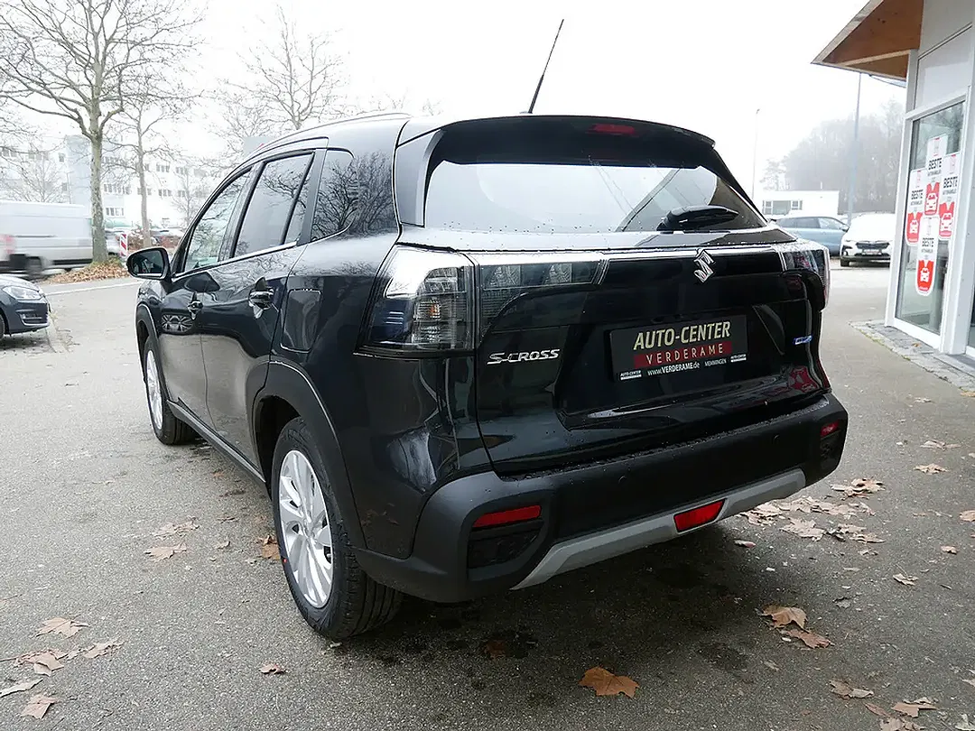 Suzuki S-Cross - Thumbnail 6