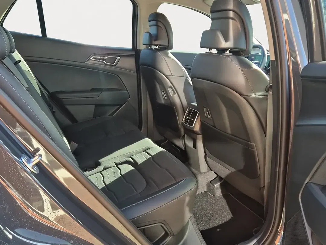 Kia Sportage - Thumbnail 10
