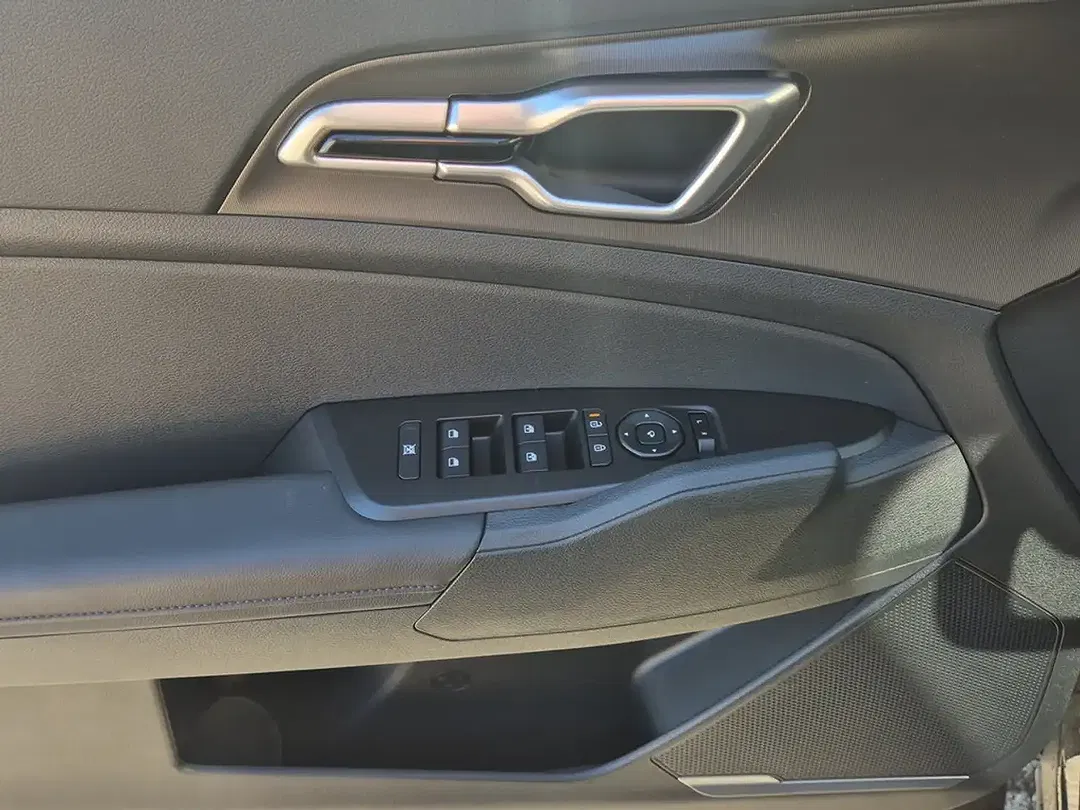 Kia Sportage - Thumbnail 7