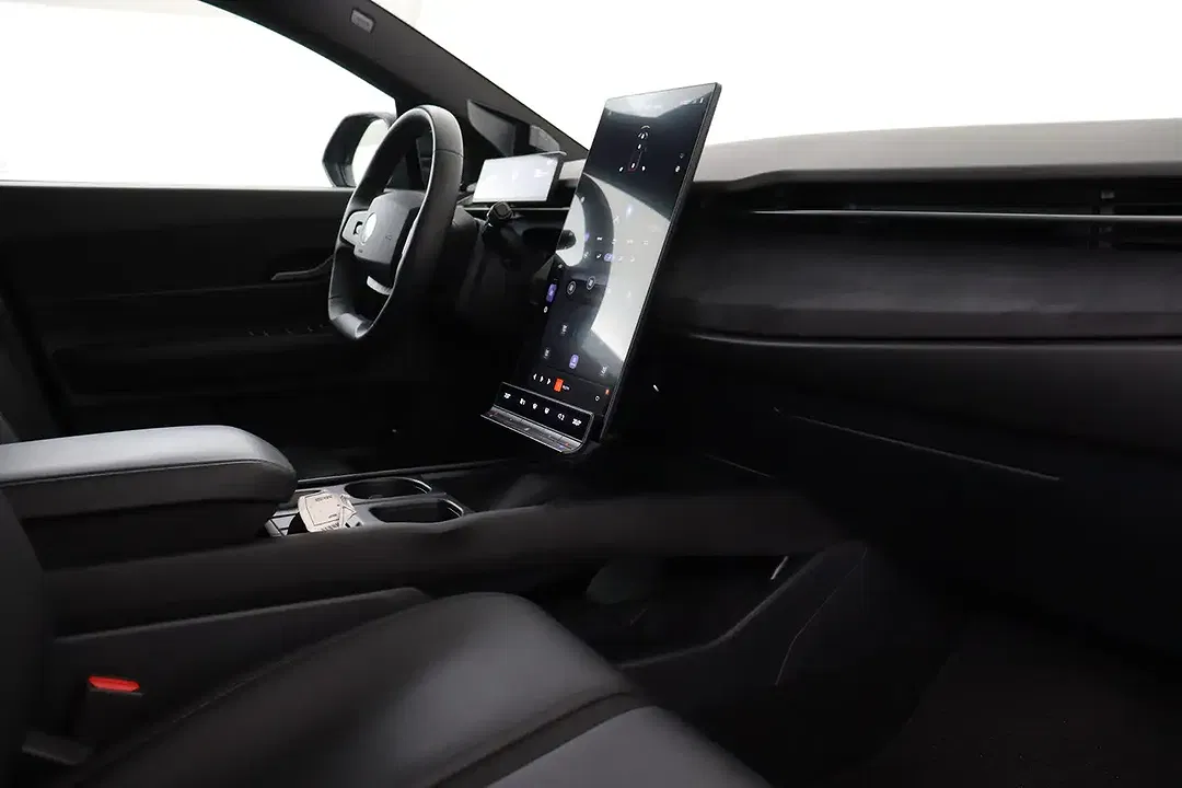 Fisker Ocean - Thumbnail 12