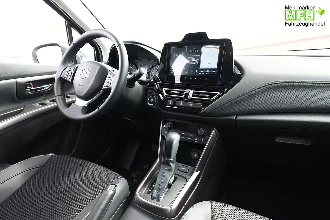 Suzuki S-Cross - Thumbnail 8