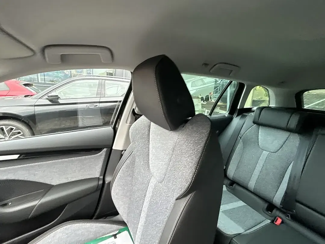 Skoda Octavia - Thumbnail 8