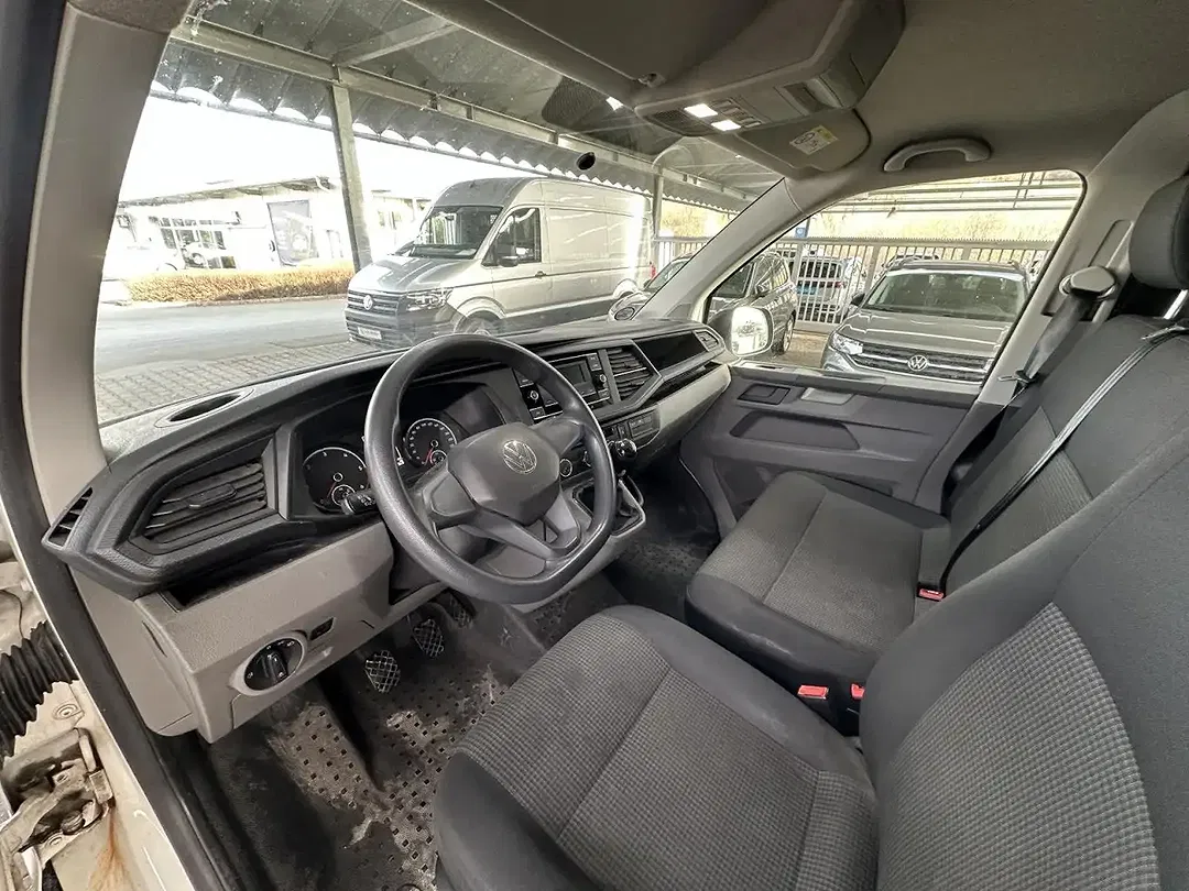 Volkswagen Transporter - Thumbnail 10
