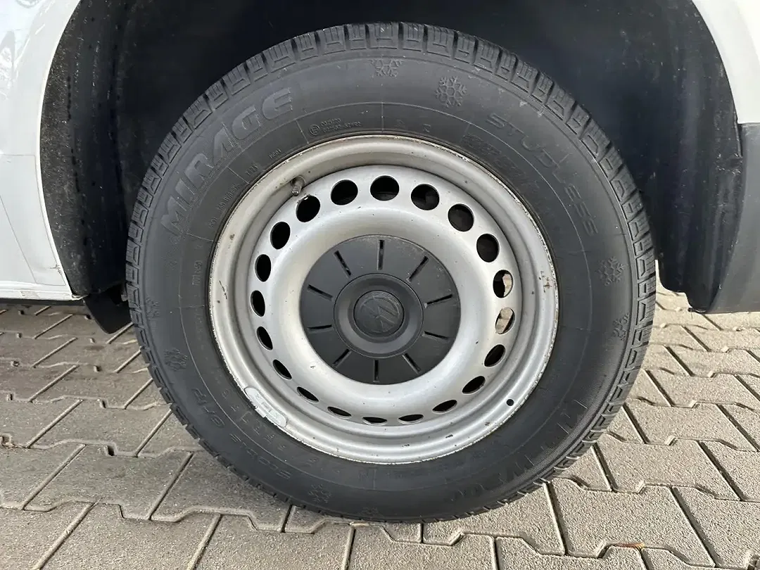 Volkswagen Transporter - Thumbnail 9