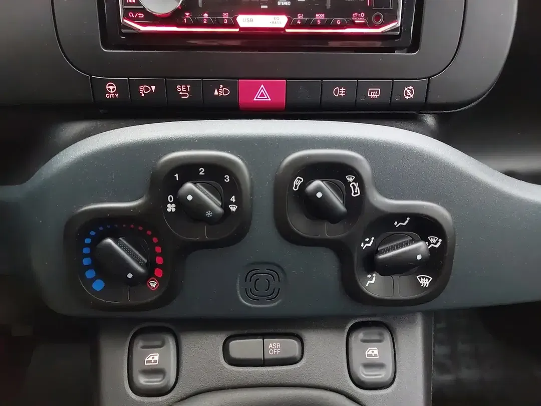 Fiat Panda - Thumbnail 9