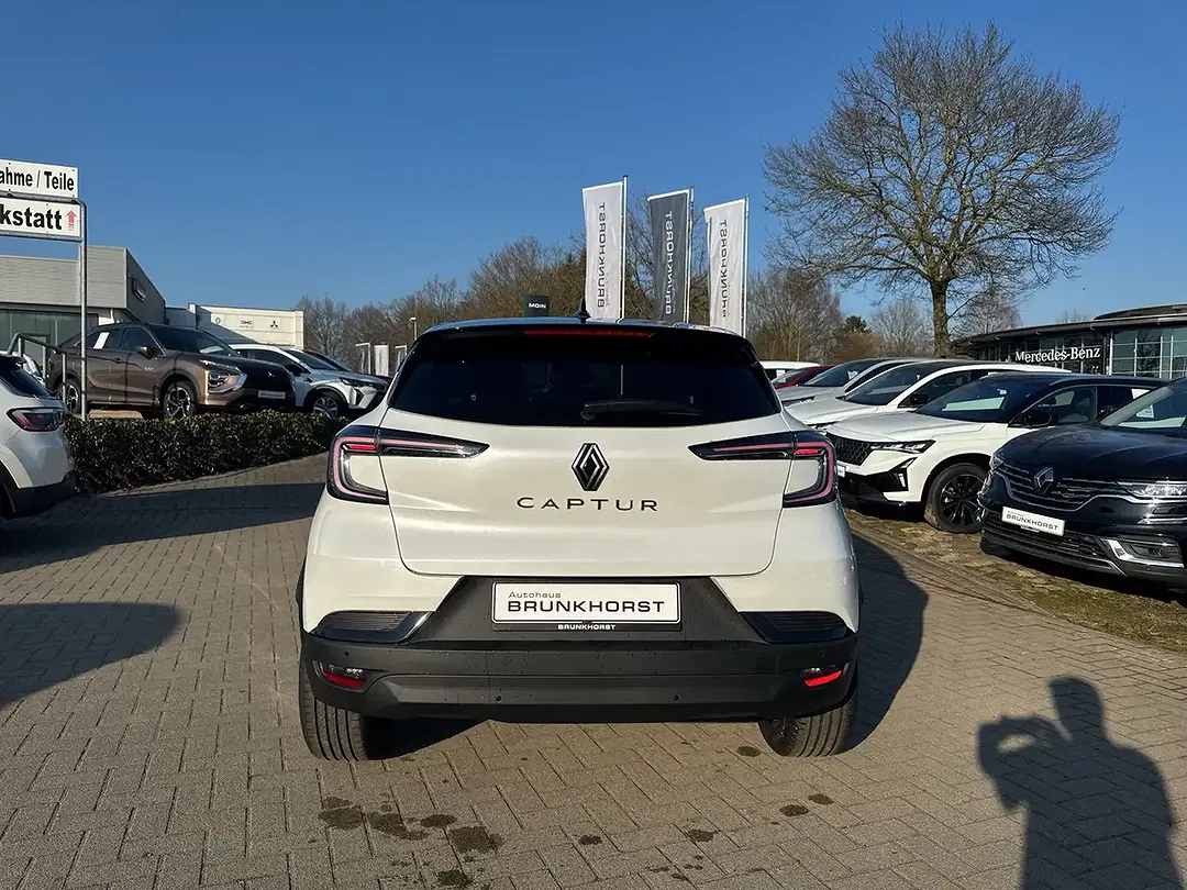 Renault Captur - Thumbnail 2