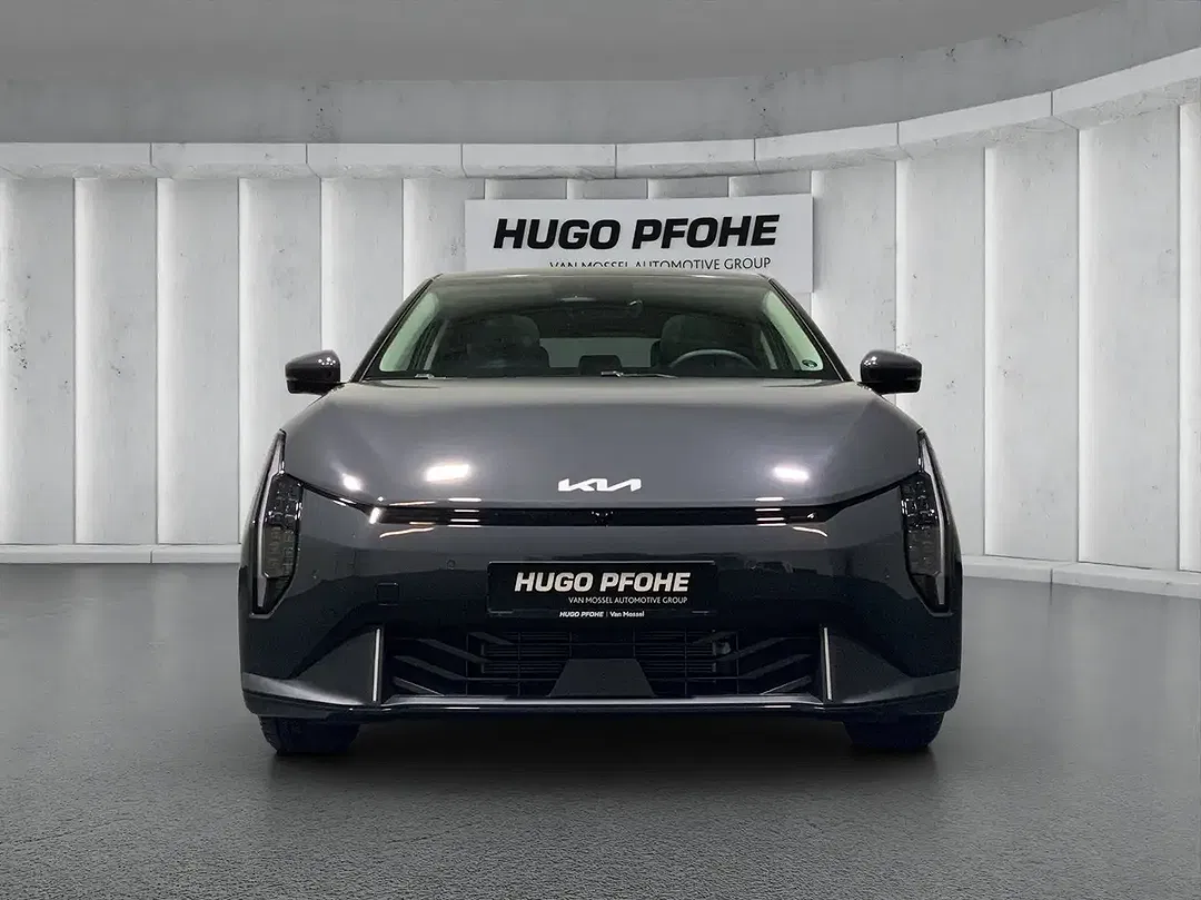 Kia EV4 - Thumbnail 8