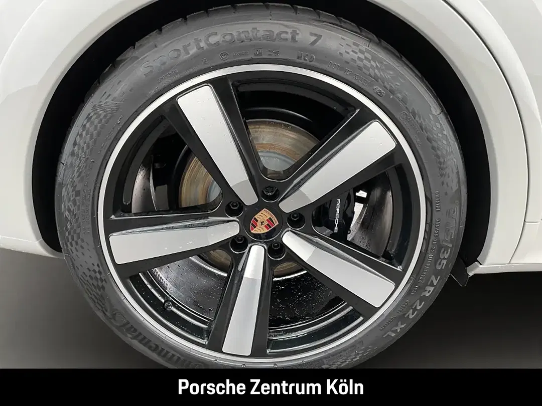 Porsche Cayenne - Thumbnail 10