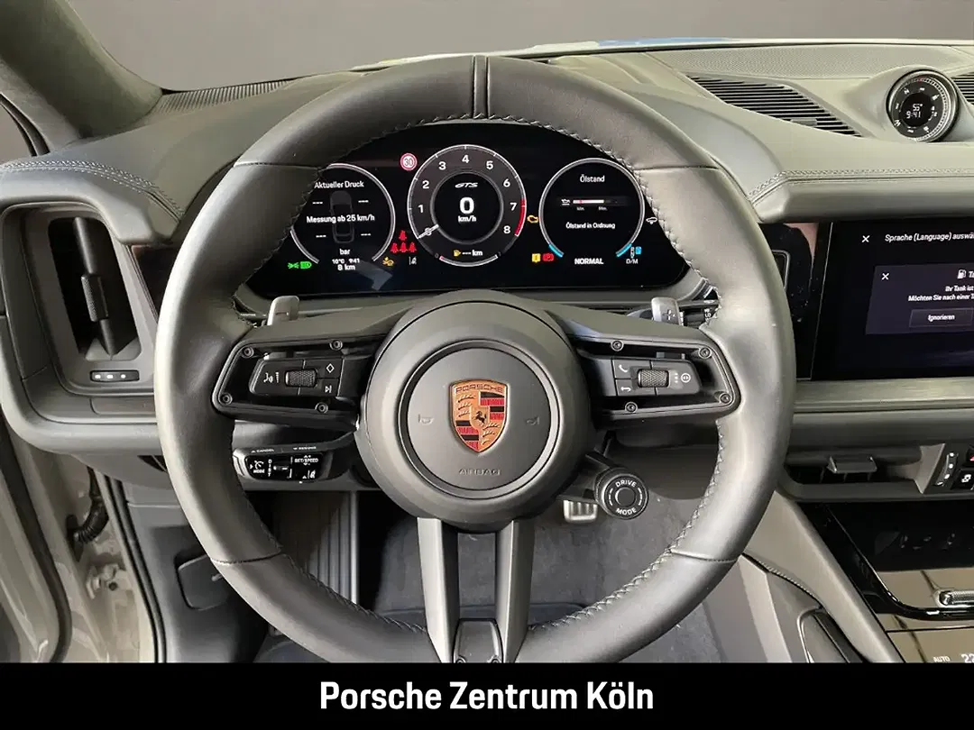 Porsche Cayenne - Thumbnail 15