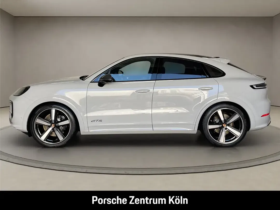 Porsche Cayenne - Thumbnail 2