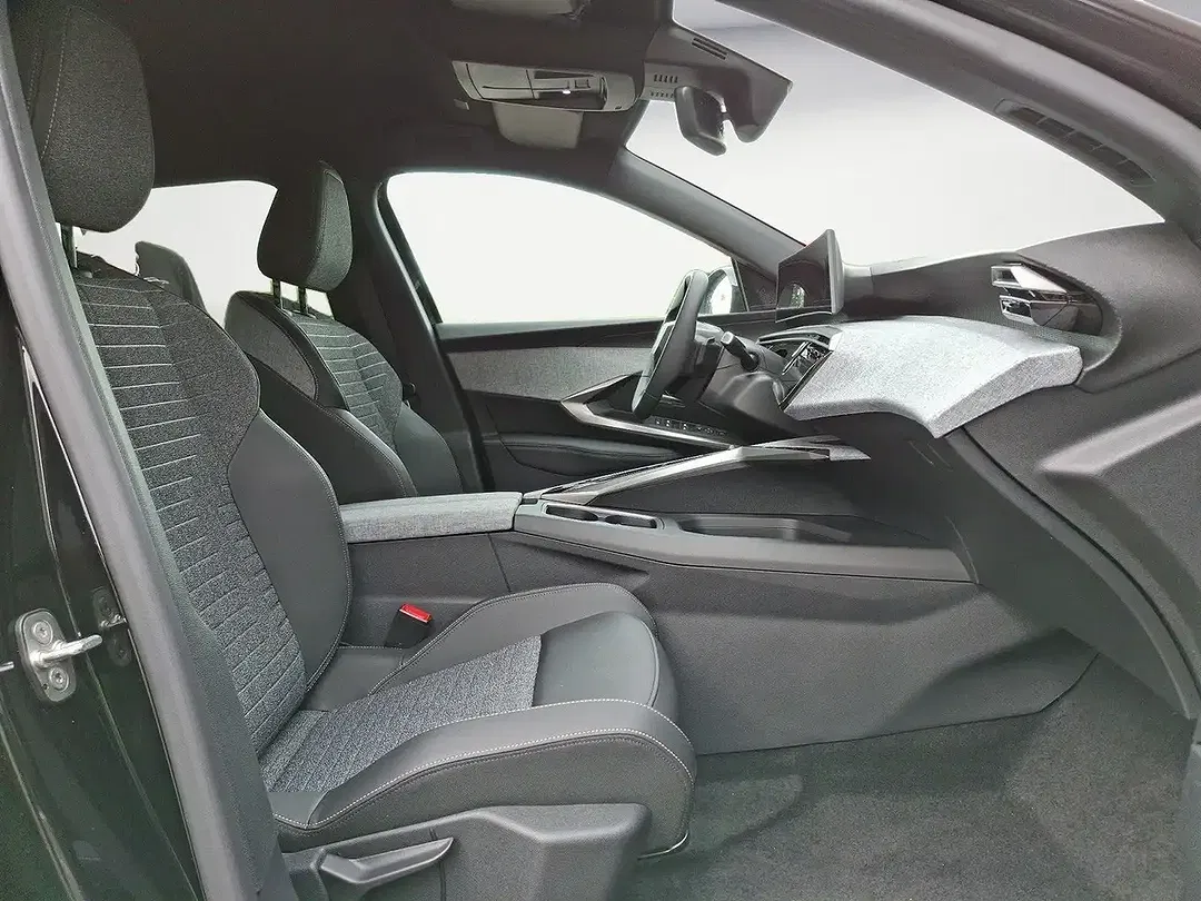 Peugeot 5008 - Thumbnail 9