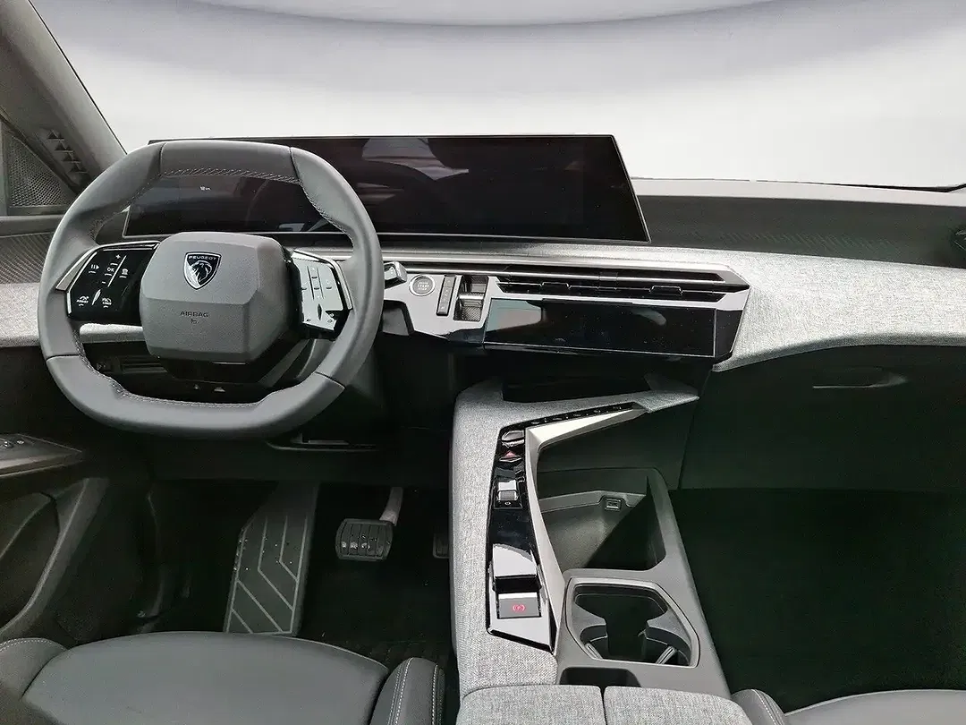 Peugeot 5008 - Thumbnail 8