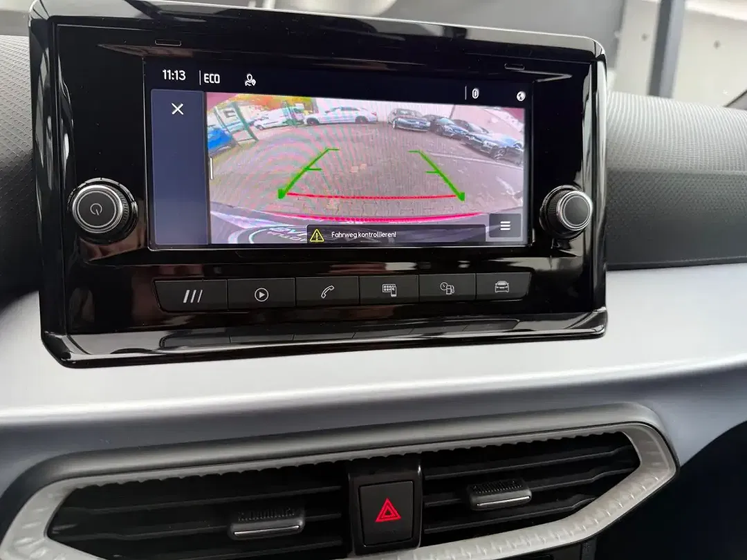 SEAT Arona - Thumbnail 13