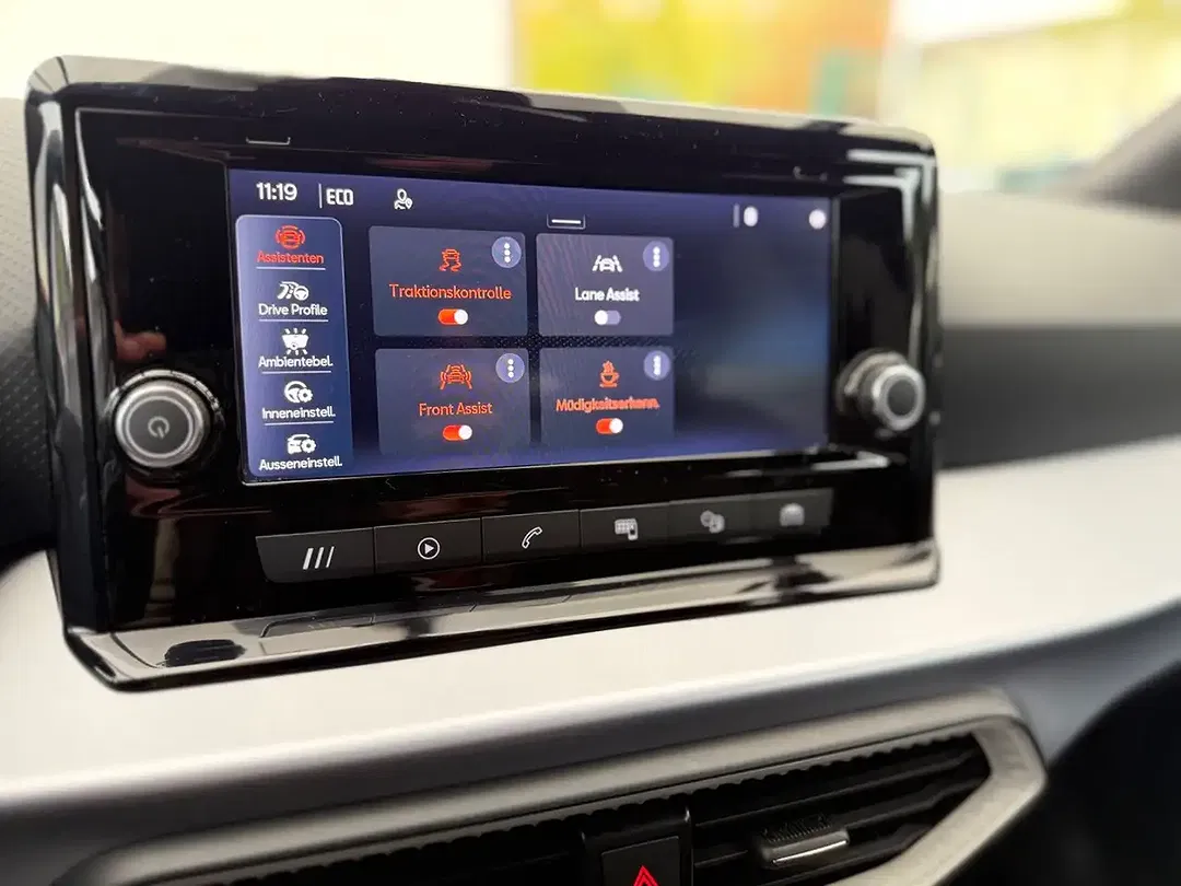 SEAT Arona - Thumbnail 15
