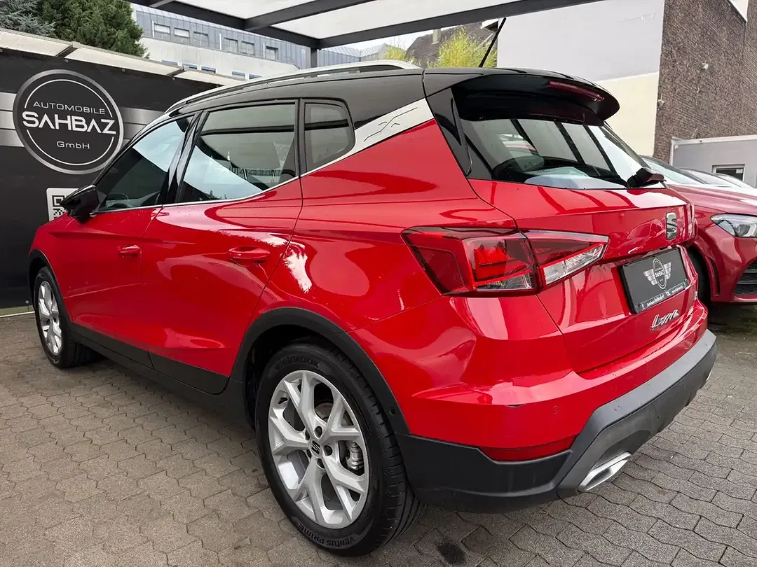 SEAT Arona - Thumbnail 6