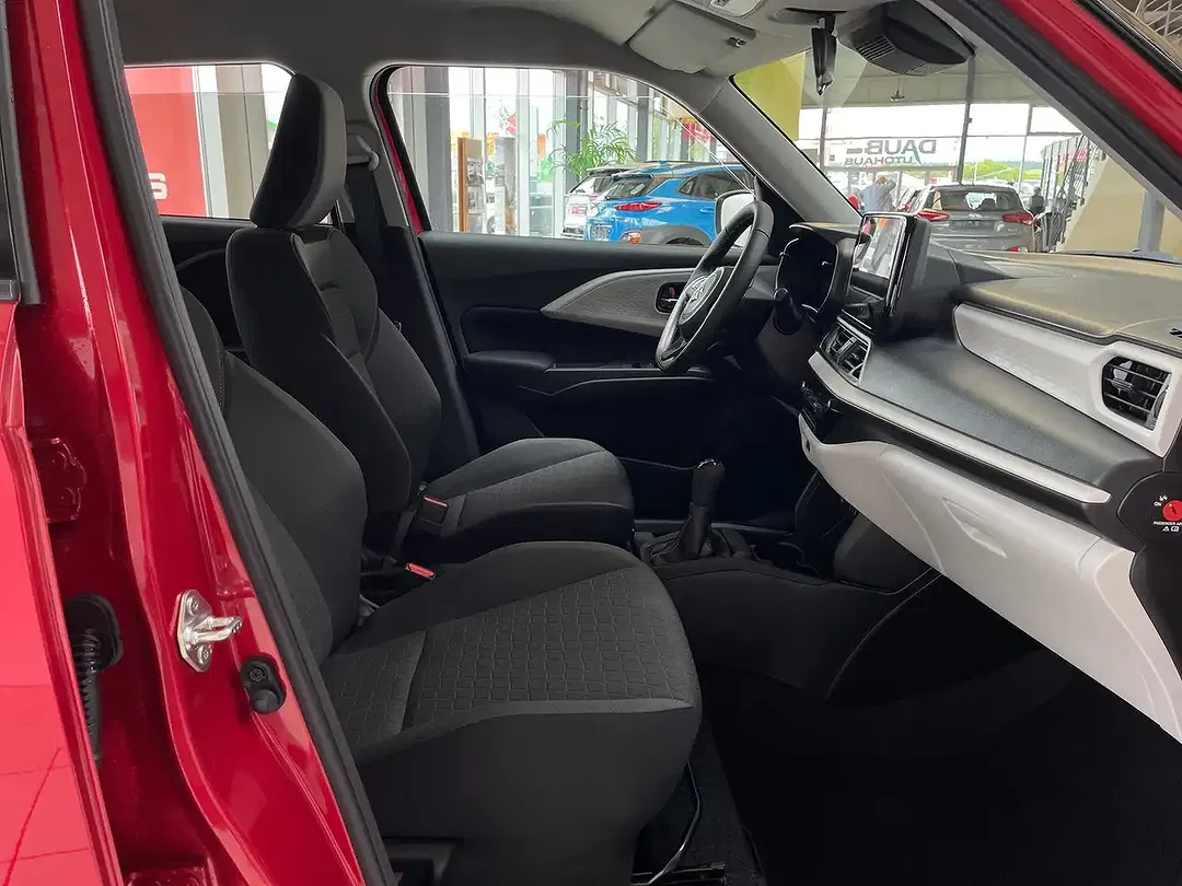 Suzuki Swift - Thumbnail 13