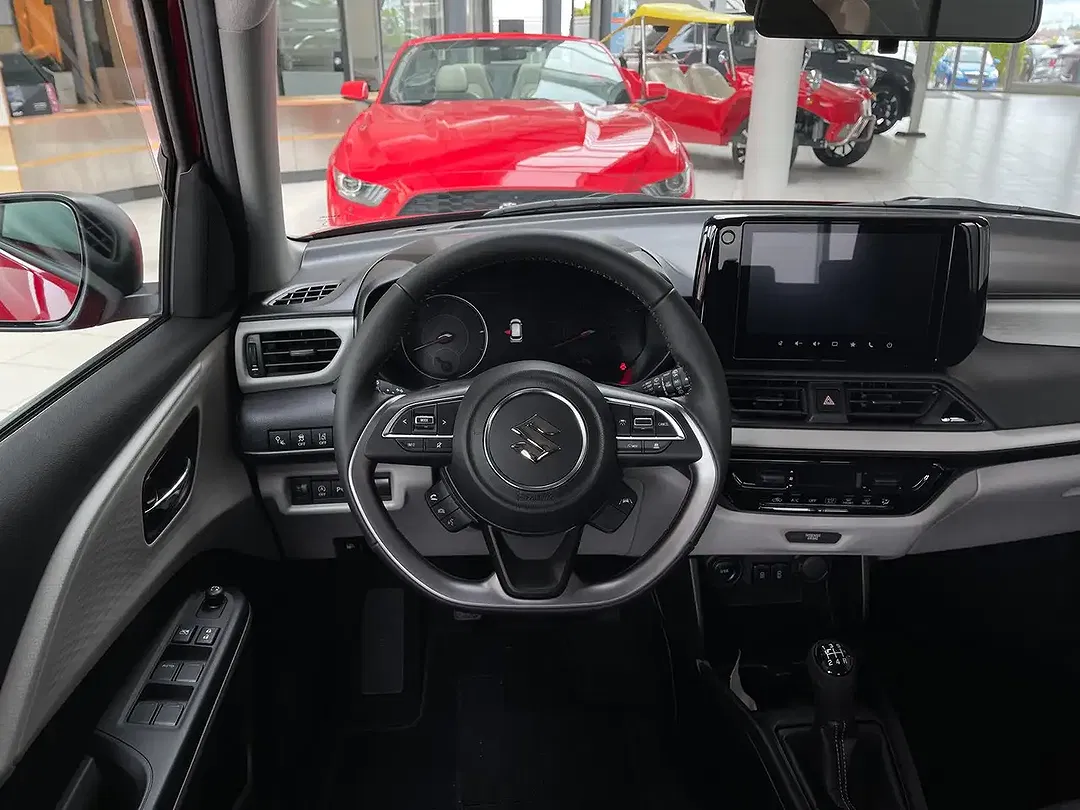 Suzuki Swift - Thumbnail 9