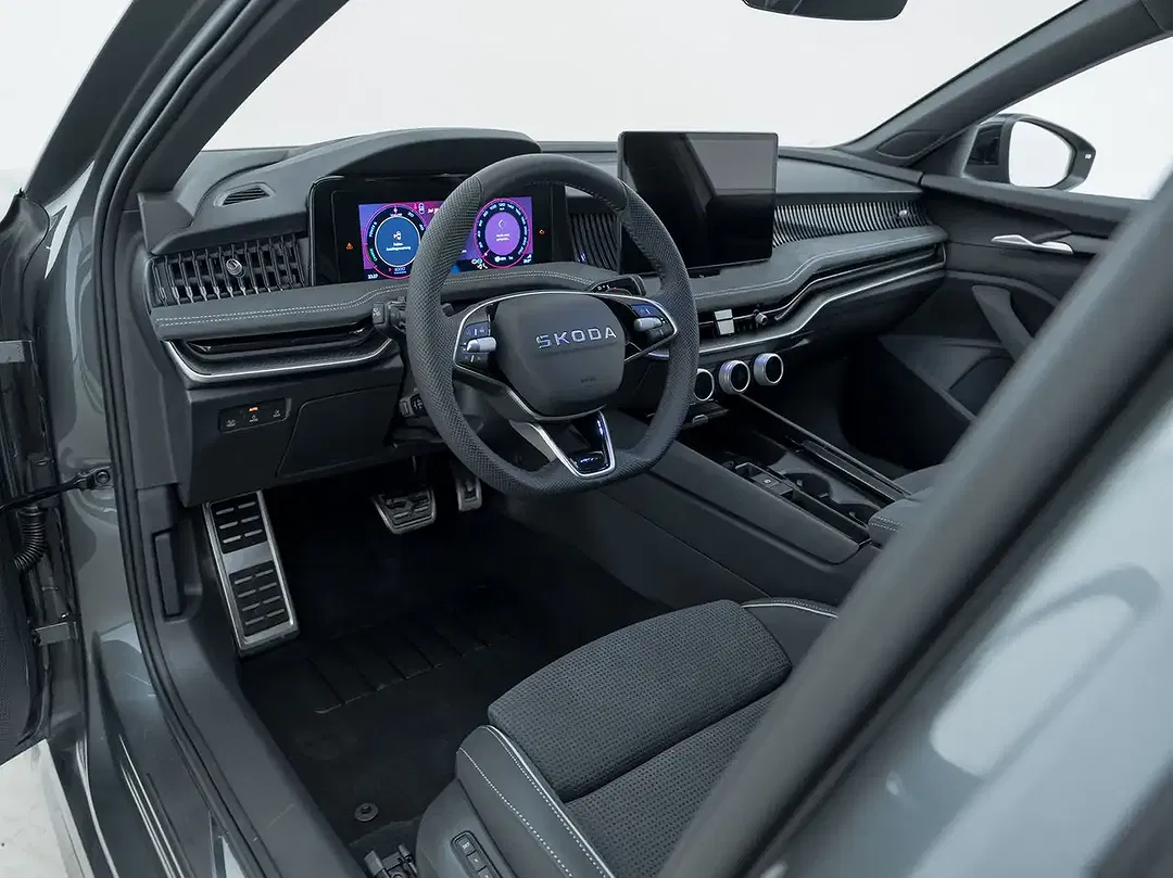 Skoda Superb - Thumbnail 12