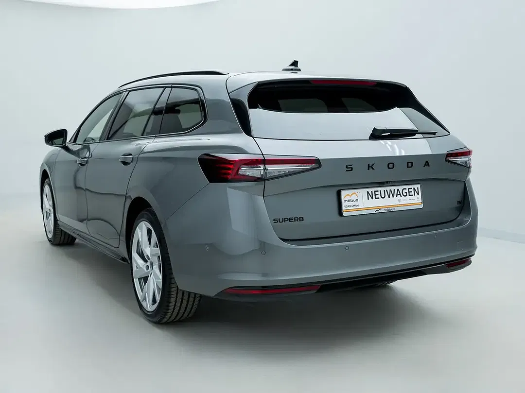 Skoda Superb - Thumbnail 4