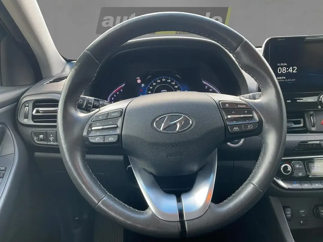 Hyundai i30 - Thumbnail 10