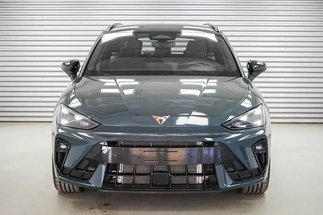 CUPRA Leon - Thumbnail 2