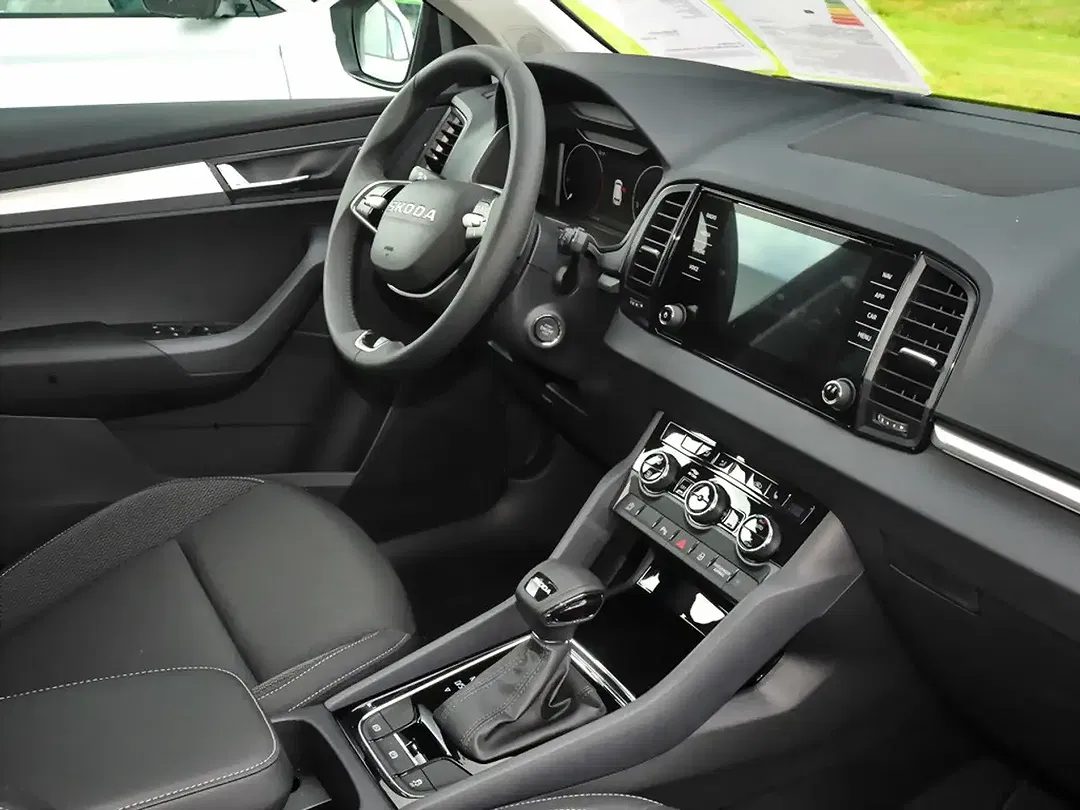 Skoda Karoq - Thumbnail 6