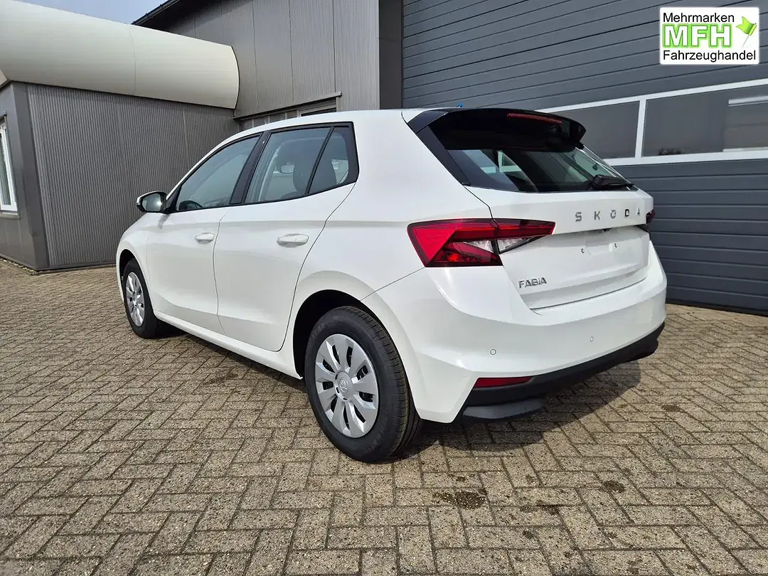 Skoda Fabia - Thumbnail 2