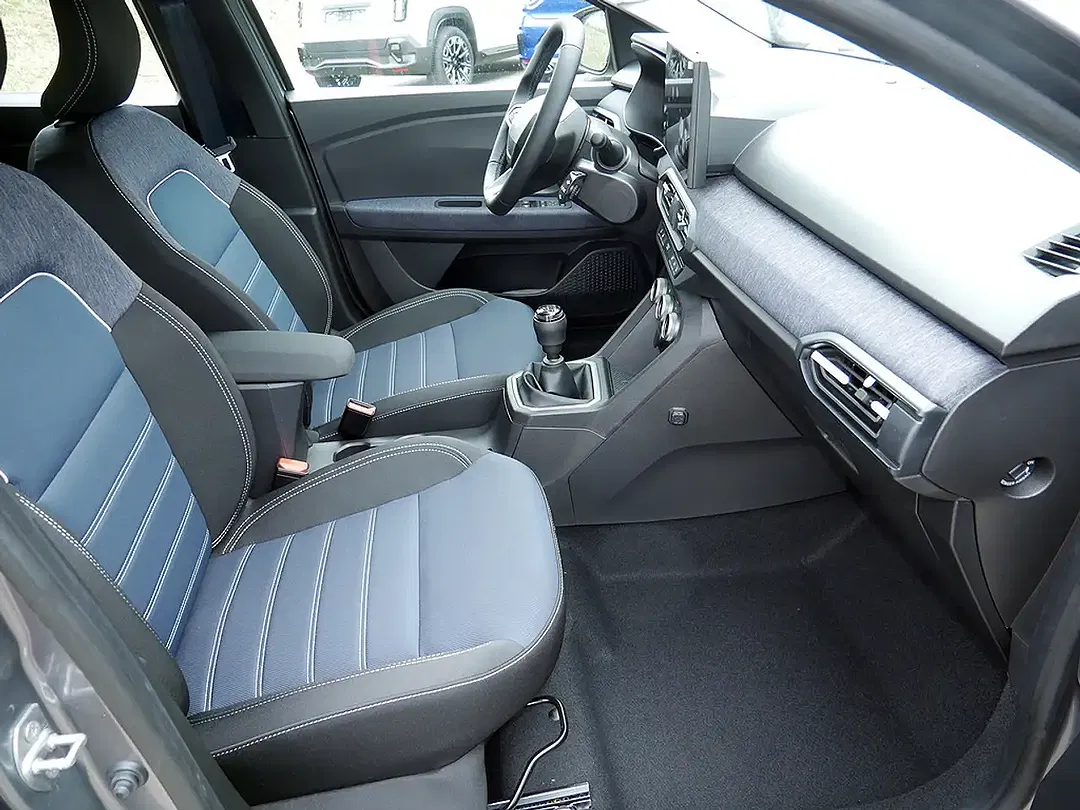 Dacia Sandero - Thumbnail 3
