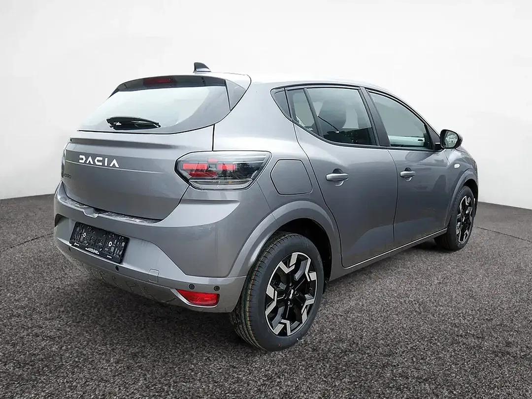 Dacia Sandero - Thumbnail 4