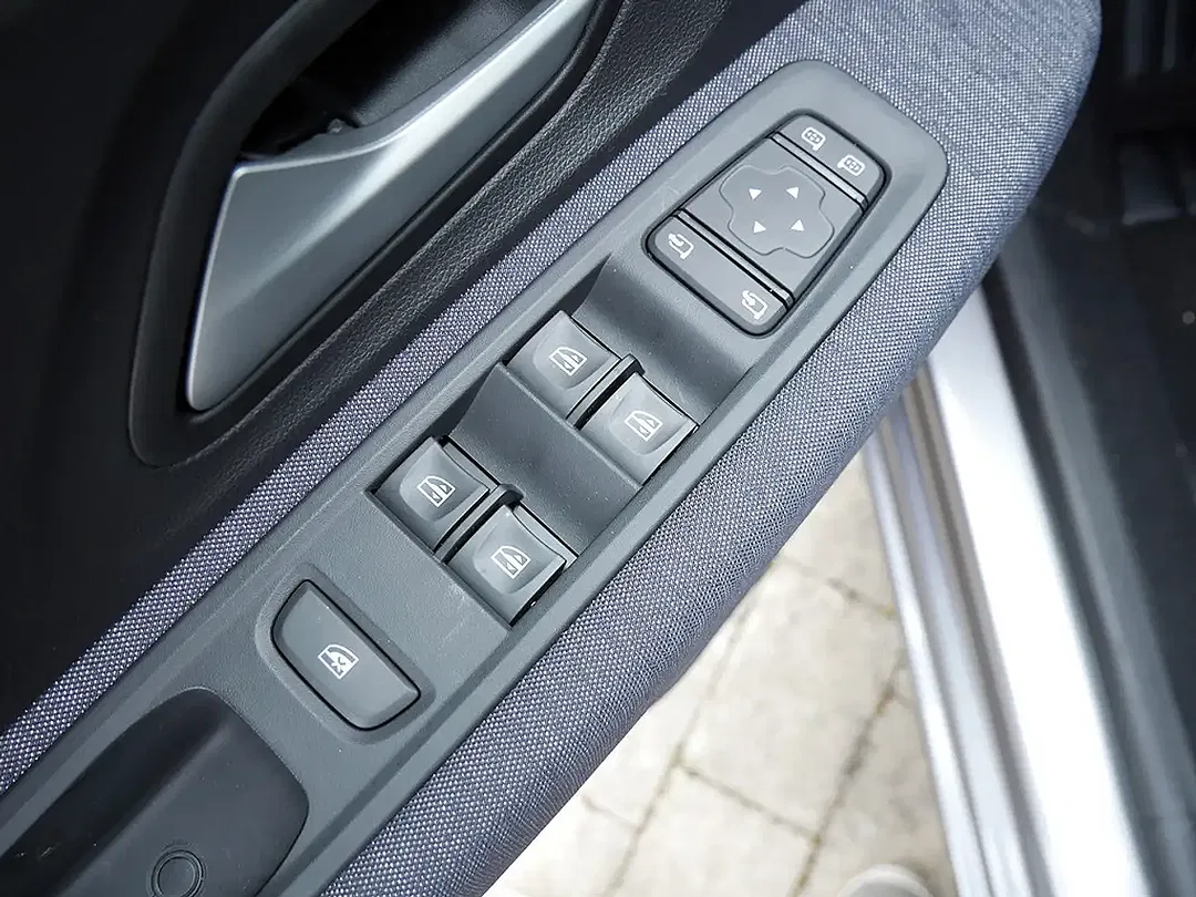 Dacia Sandero - Thumbnail 7
