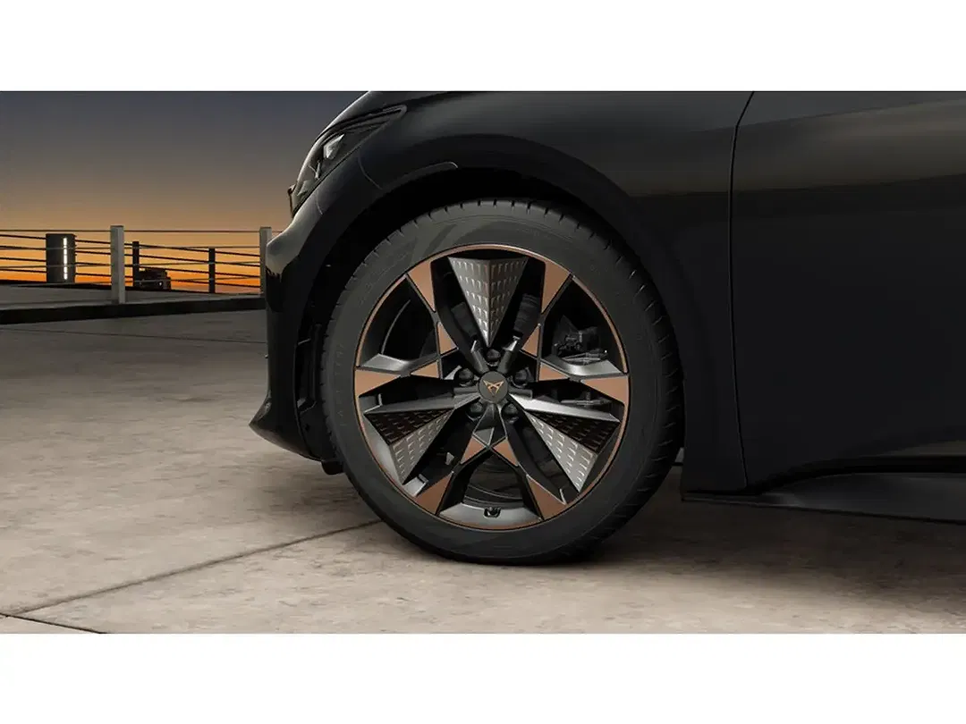 CUPRA Born - Thumbnail 7