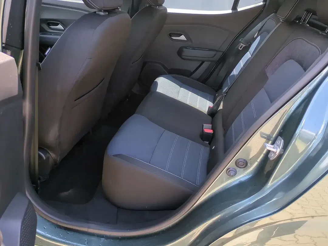 Dacia Sandero - Thumbnail 13