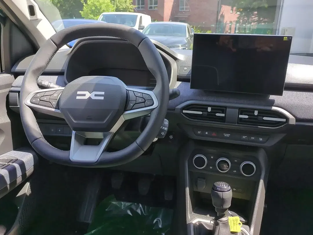 Dacia Sandero - Thumbnail 14