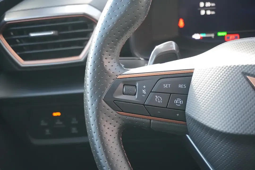 CUPRA Leon - Thumbnail 12
