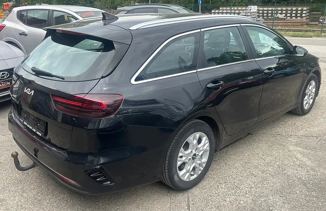 Kia Ceed SW / cee'd SW - Thumbnail 3