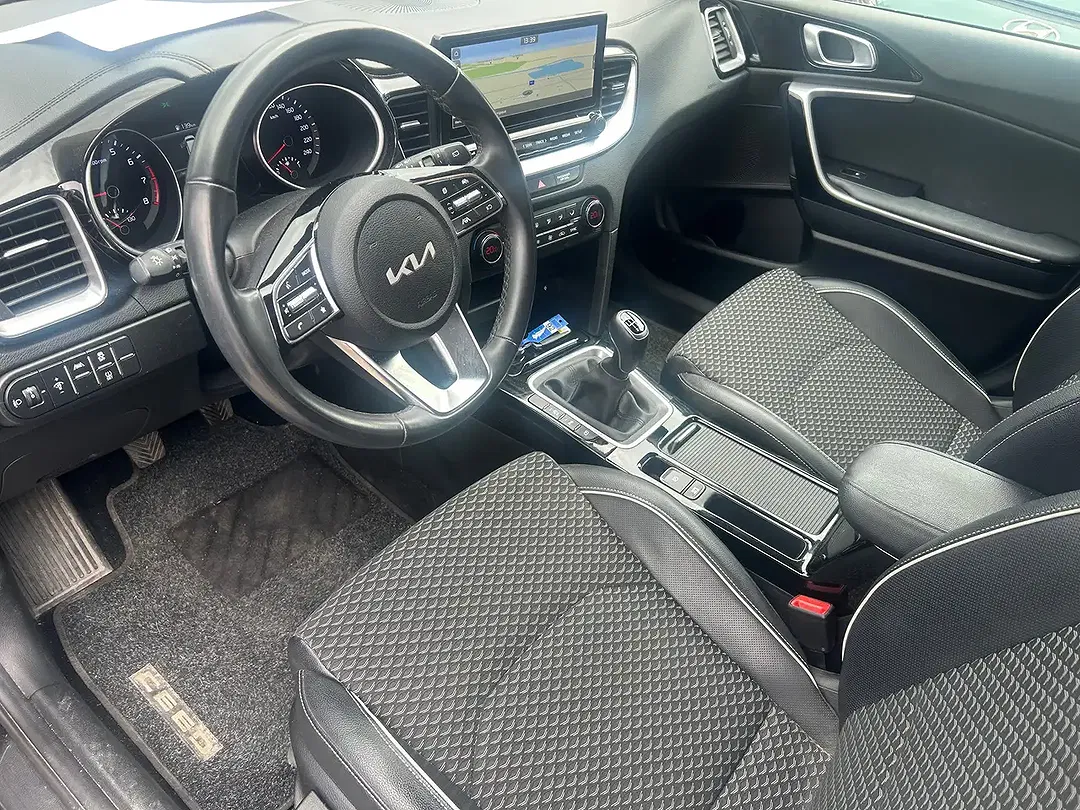 Kia Ceed SW / cee'd SW - Thumbnail 8