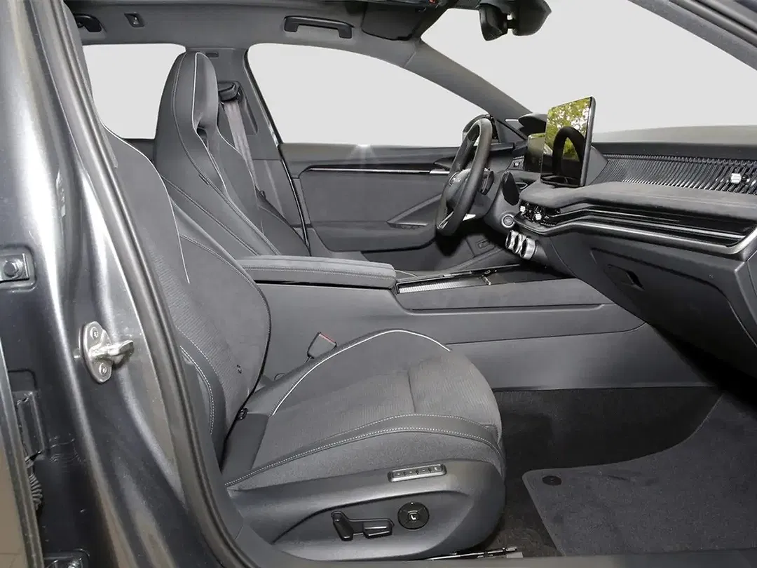 Skoda Superb - Thumbnail 9