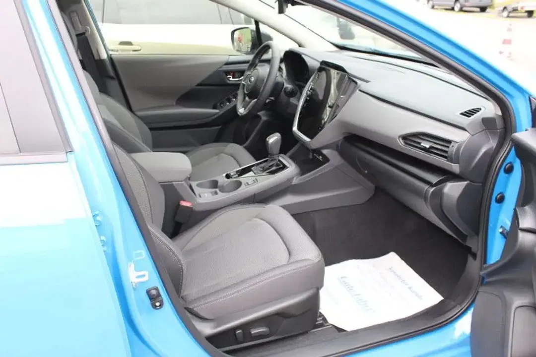 Subaru Crosstrek - Thumbnail 8