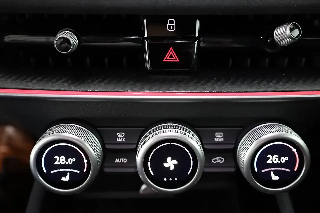 Skoda Superb - Thumbnail 11