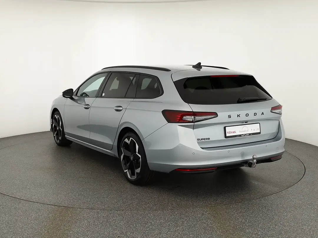 Skoda Superb - Thumbnail 2