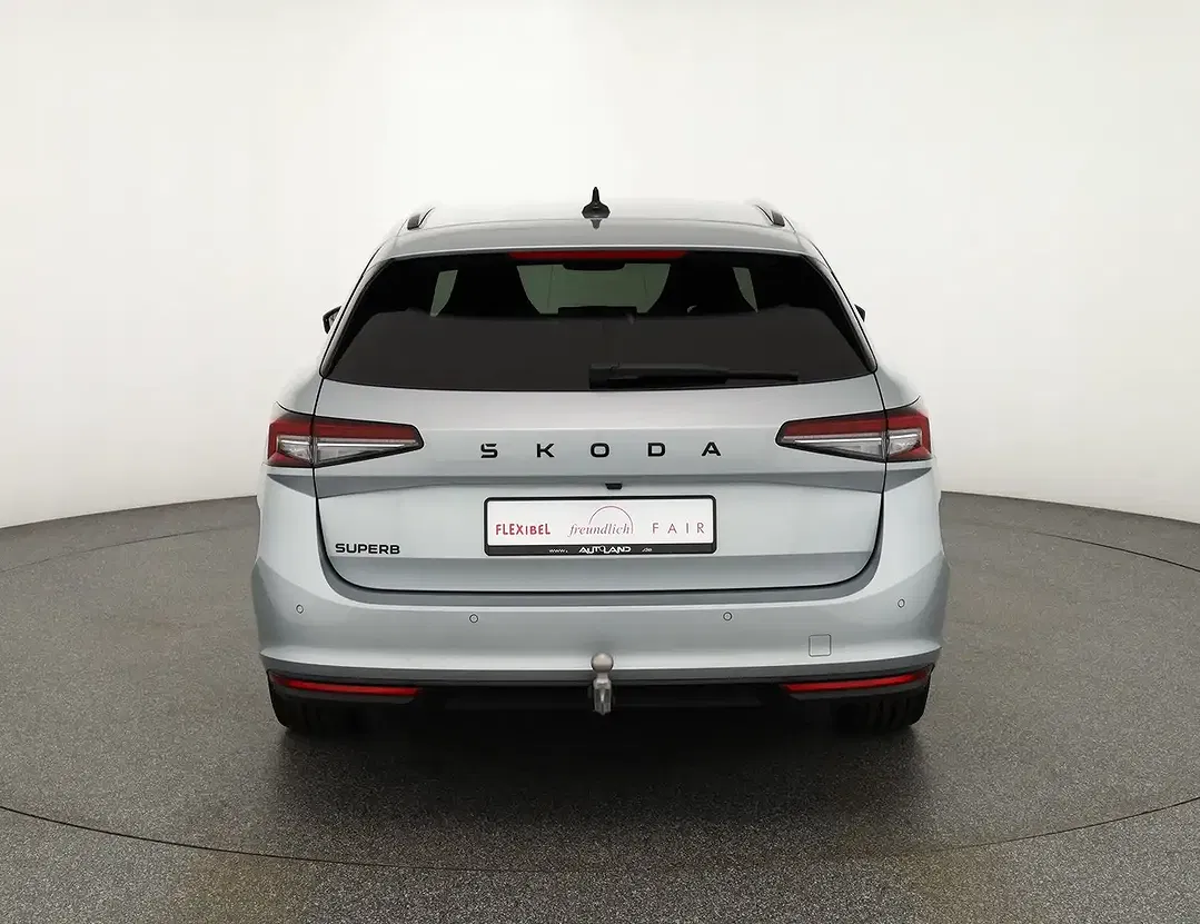 Skoda Superb - Thumbnail 3