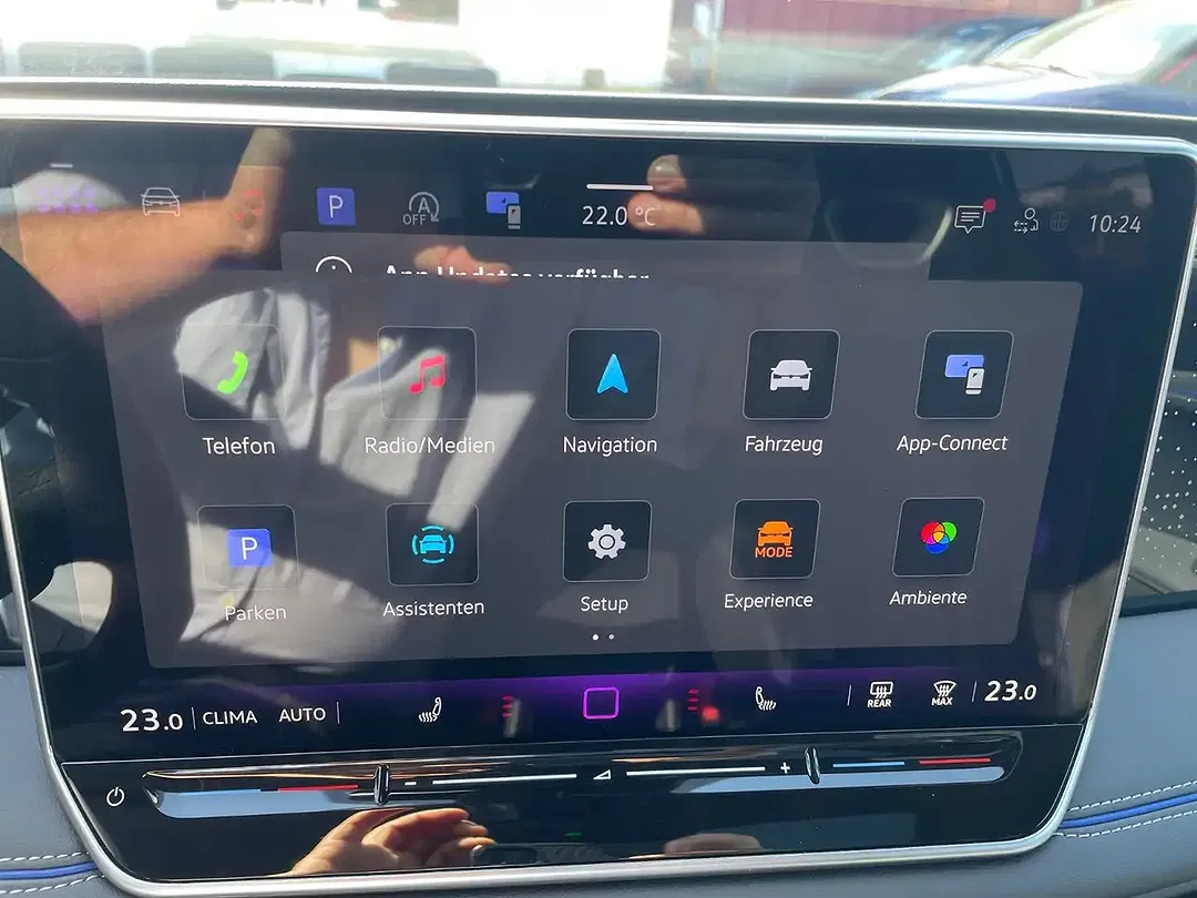Volkswagen Tiguan - Thumbnail 12