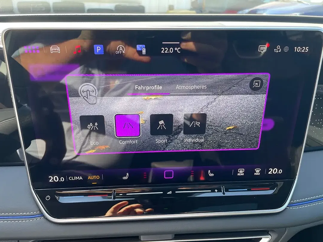 Volkswagen Tiguan - Thumbnail 14