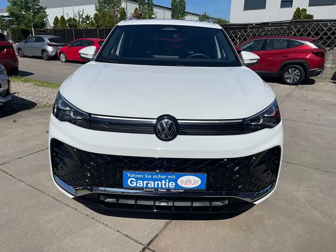 Volkswagen Tiguan - Thumbnail 8