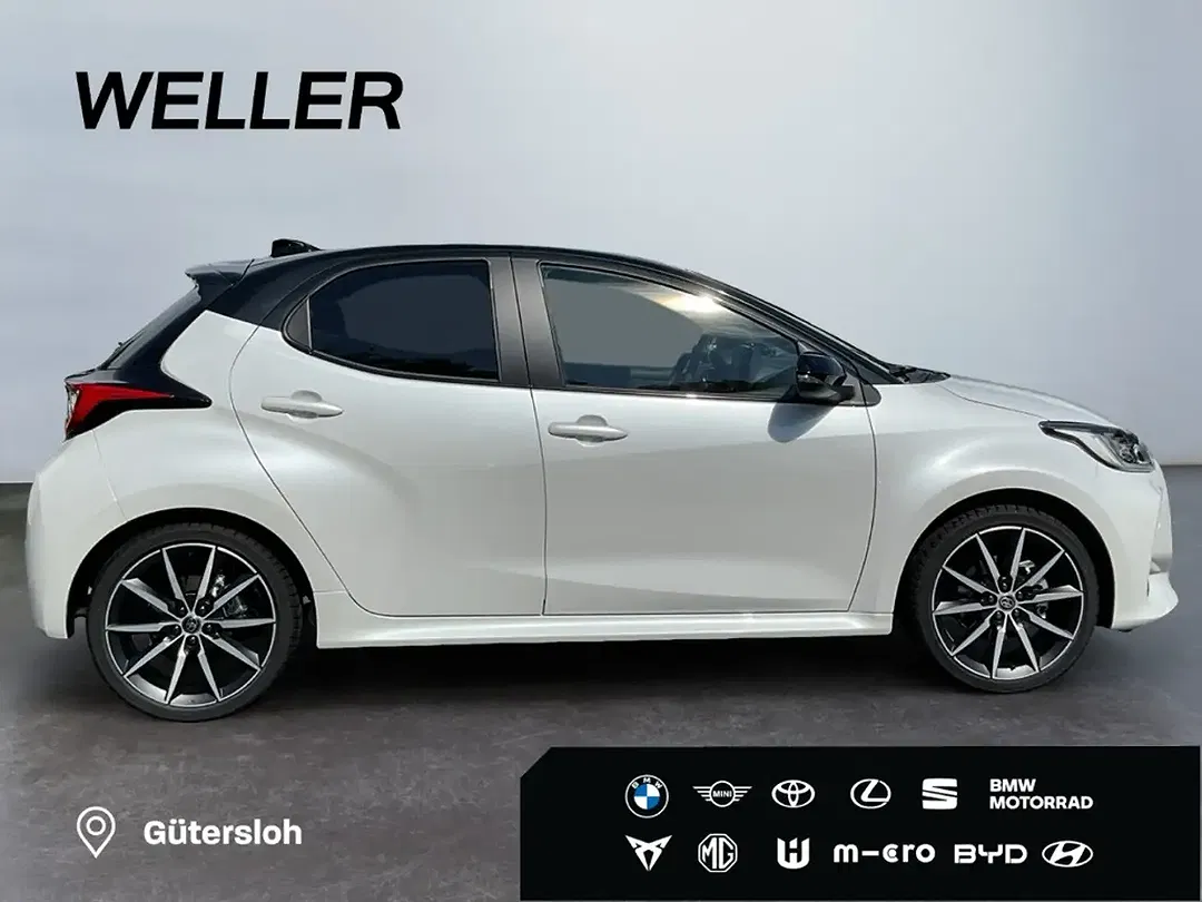 Toyota Yaris - Thumbnail 7